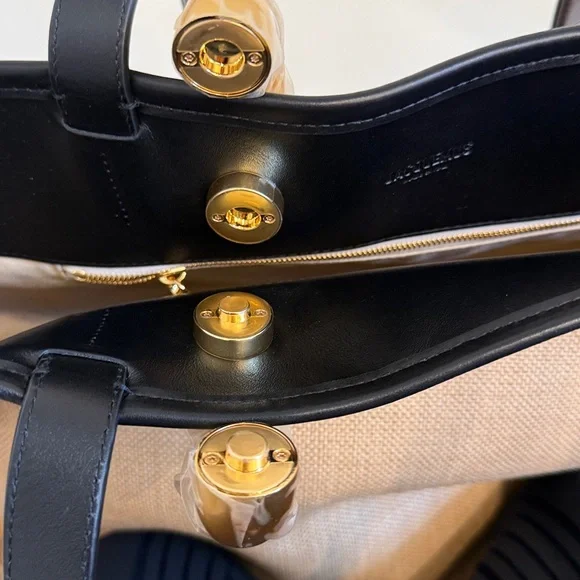 Jacquemus Bambola Tote with Gold Detail - Picture 5 of 6